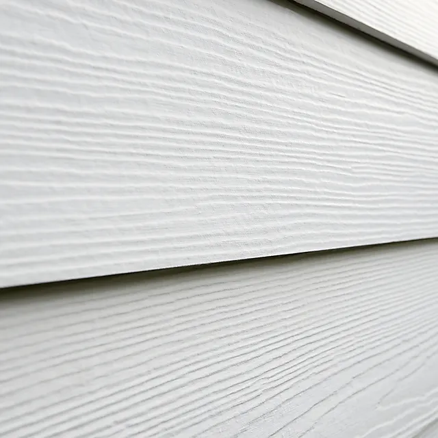 Fasade Hardie Plank hvit trestruktur