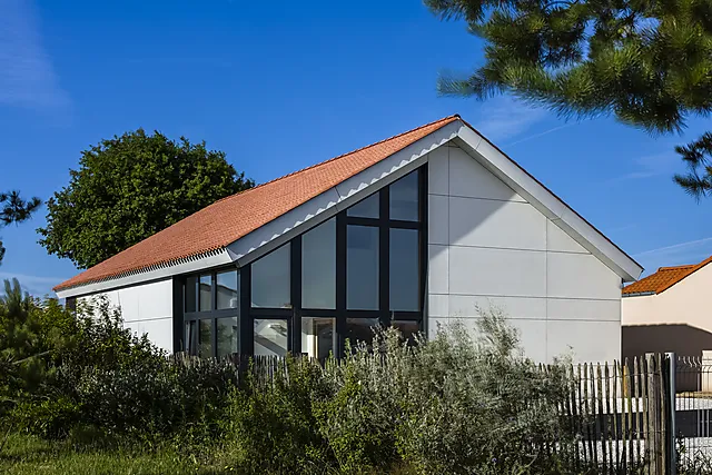 Fasade Hardie Panel Basic hvit
