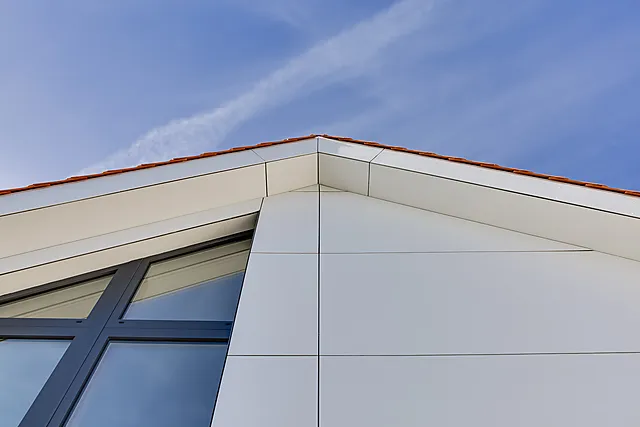 Fasade Hardie Panel Basic hvit