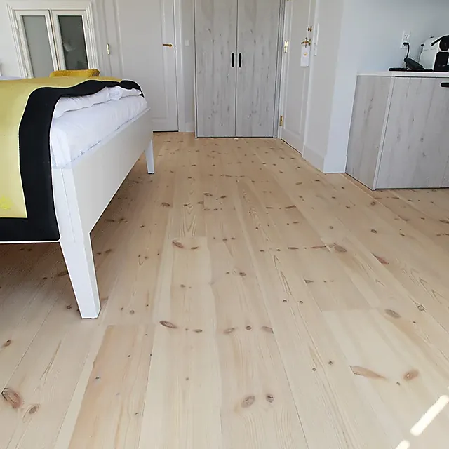 Gulv Lamell Wiking Furu