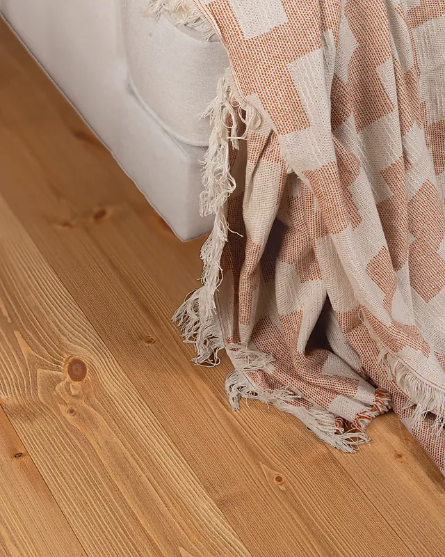 Parkett furu DalaFloda HP amber