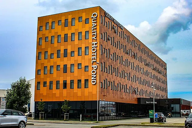 Fasade Trespa Meteon Uni Colours